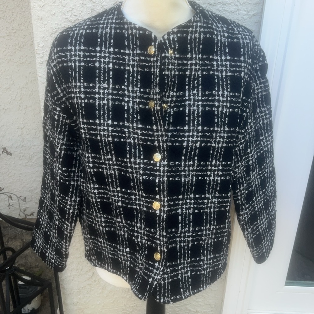 Zara Black & White Plaid Tweed Blazer Jacket w Gold Buttons Women's Size XS
